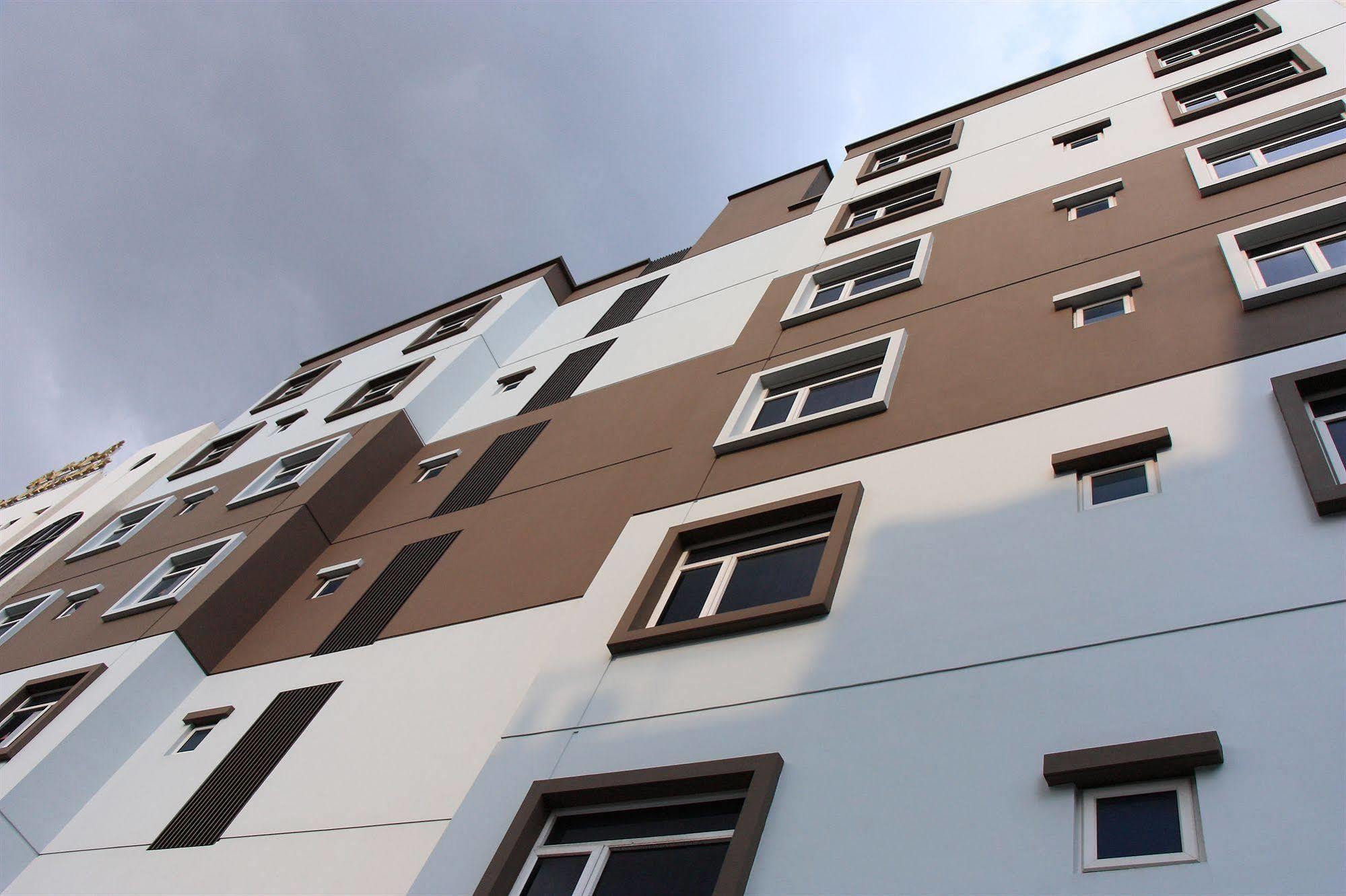 Ibis Budget Singapore Sapphire Zewnętrze zdjęcie