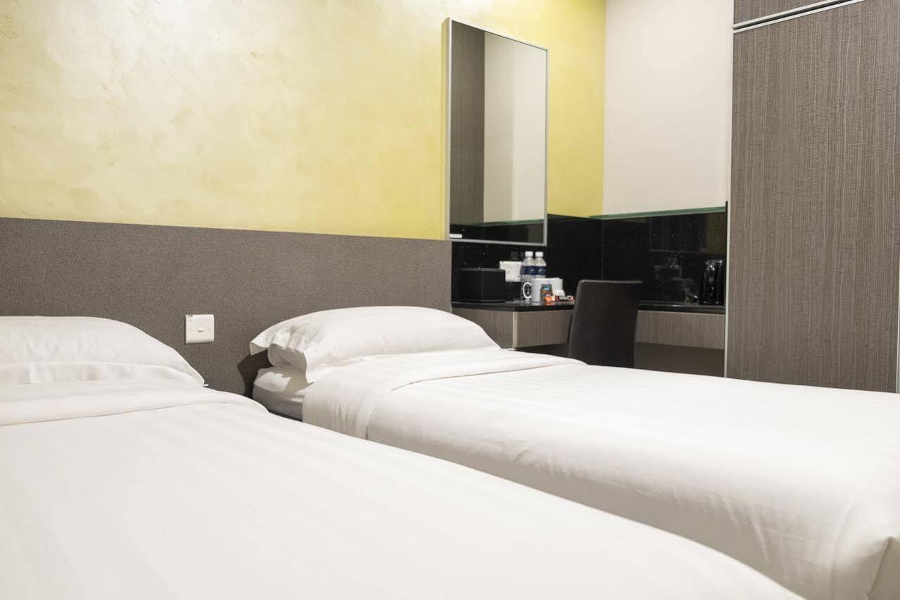 Ibis Budget Singapore Sapphire Zewnętrze zdjęcie
