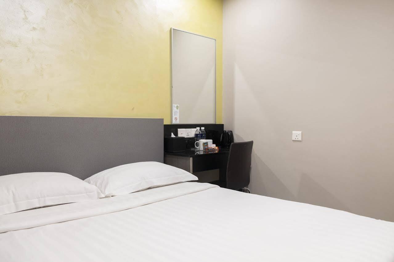 Ibis Budget Singapore Sapphire Zewnętrze zdjęcie